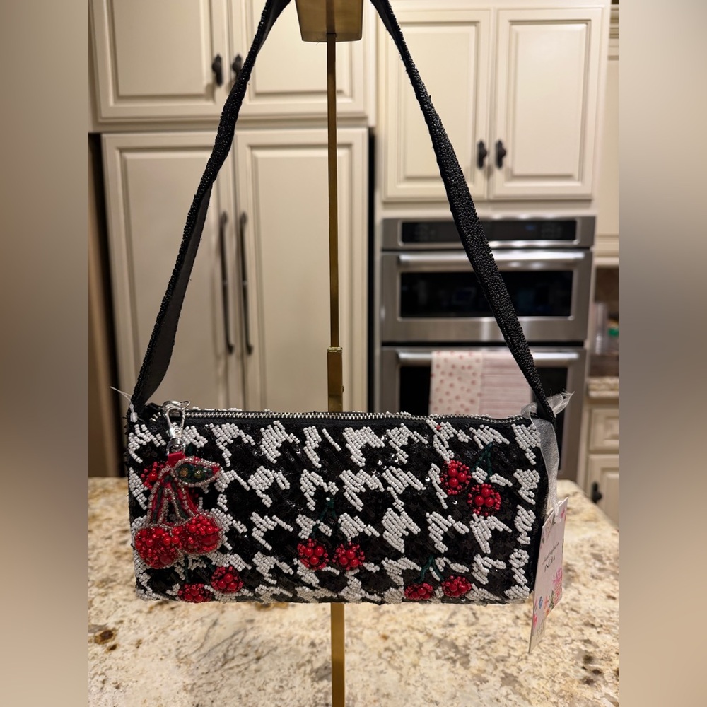 Beaded Black & White Houndstooth Shoulder bag with Red Cherry Embellishments - Picture 4 of 6